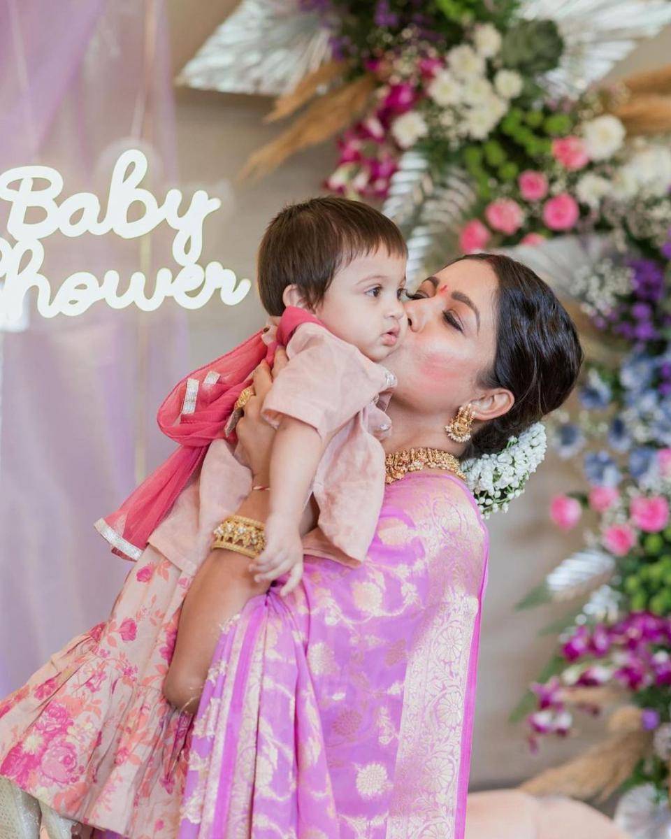 baby shower Ishita Dutta (instagram.com/ishidutta)