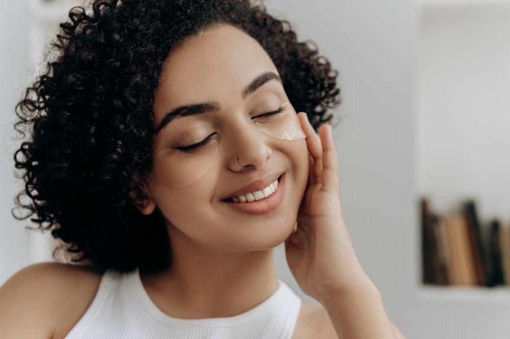 5 Tips Ampuh Ciptakan Kulit Wajah Halus, Mudah Dipraktikkan!