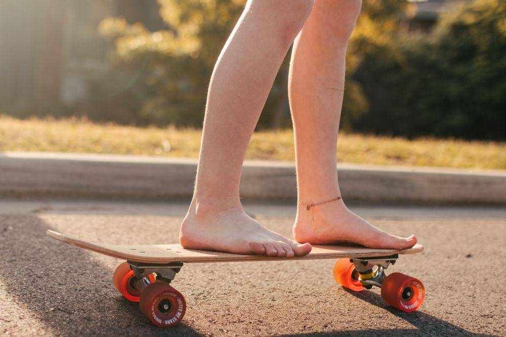 ilustrasi kaki (unsplash.com/@luisadenu)
