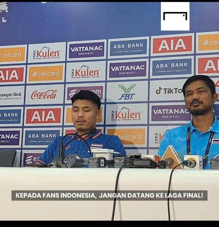meme timnas kalahkan Thailand (twitter.com/ @Flying_Crack)