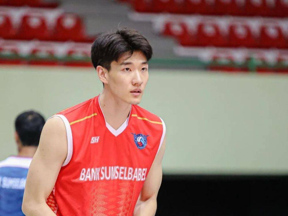 Song Jun Ho, atlet voli asal Korea yang bermain di Palembang Bank Sumsel Babel di Proliga 2023 (instagram.com/song04130)