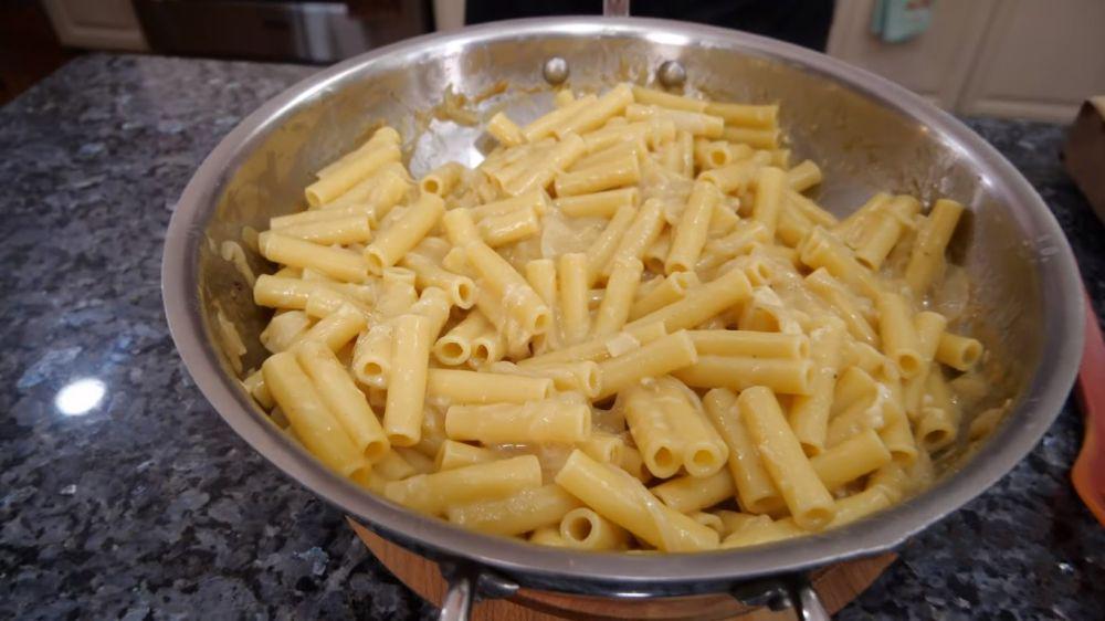 French onion pasta. (YouTube.com/OrsaraRecipes)