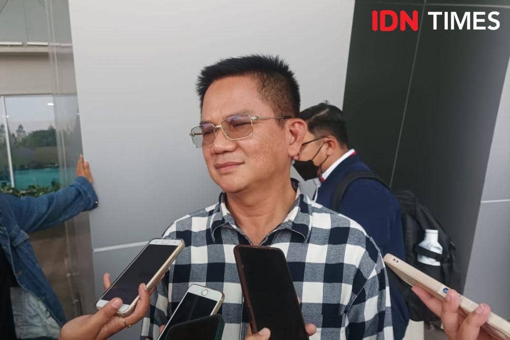 Kepala Dinas Perhubungan DKI Jakarta Syafrin Liputo di Pulo Mas Jakarta Timur, Rabu (17/5/2023). (IDN Times/Dini Suciatiningrum)