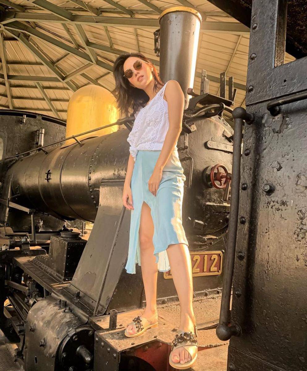 Gaya liburan Anggika Bolsterli (instagram.com/anggikabolsterli)