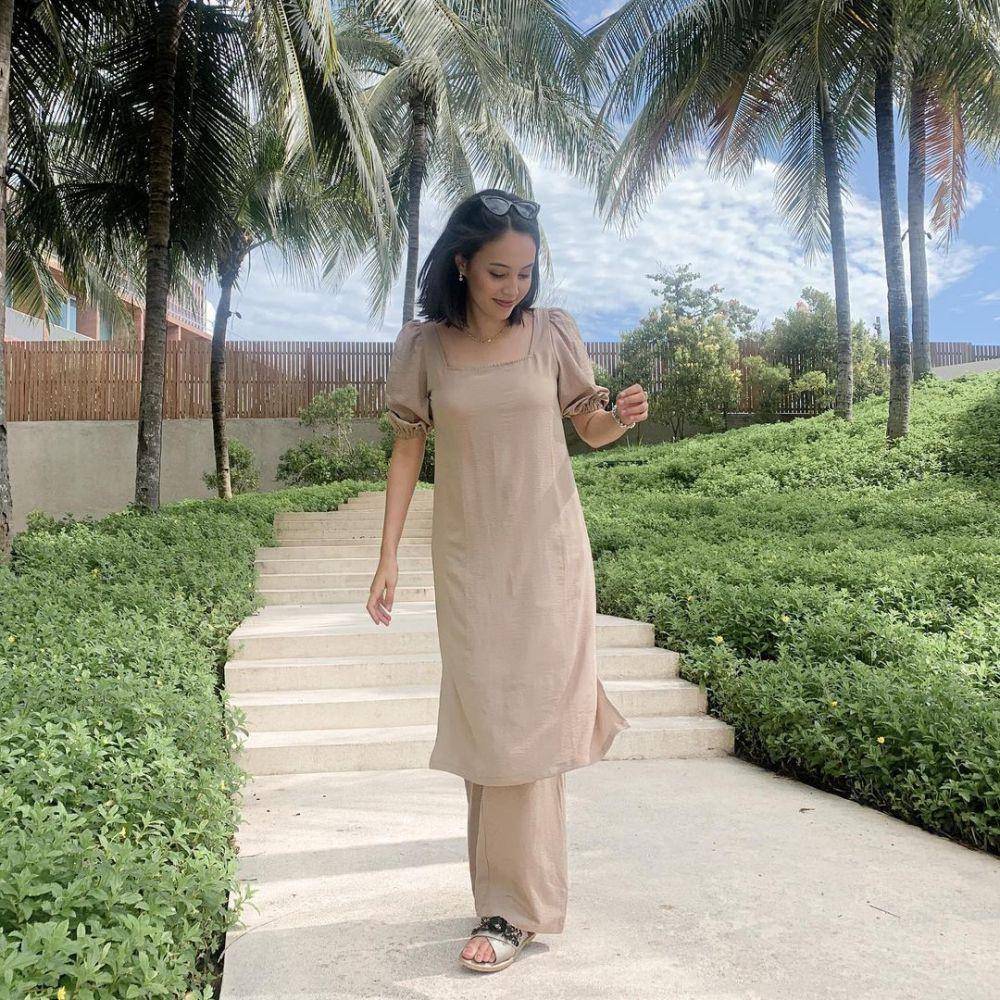 Gaya liburan Anggika Bolsterli (instagram.com/anggikabolsterli)