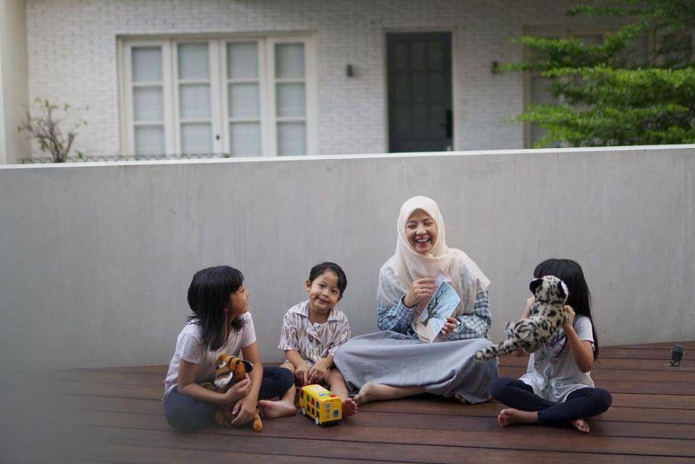 Potret Natasha Rizky dan anak-anaknya (instagram.com/natasharizkynew)