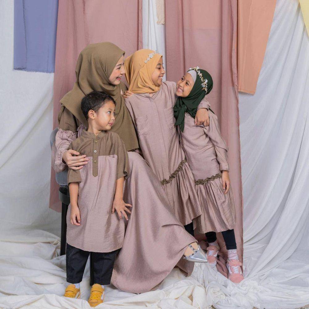 Potret Natasha Rizky dan anak-anaknya (instagram.com/natasharizkynew)