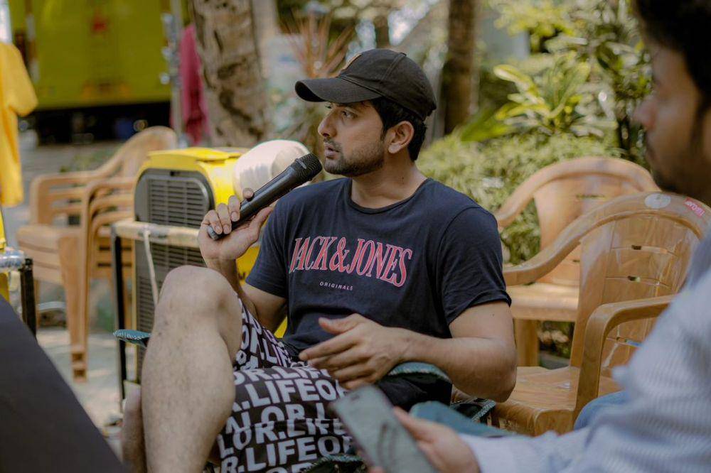 Fahmaan Khan menjadi sutradara Beirada (instagram.com/fahmaankhan)