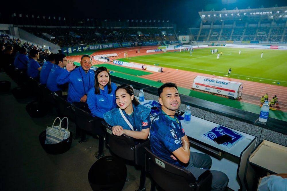 potret Raffi Ahmad dan Nagita Slavina di Jepang (instagram.com/raffinagita1717)
