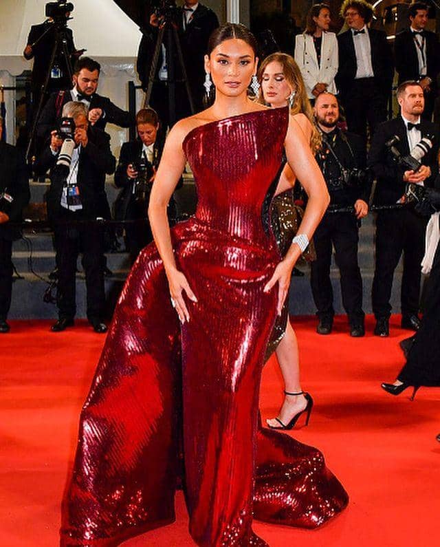 Potret Pia Wurtzbach, Miss Universe 2015 di Festival Film Cannes 2023 (Instagram.com/piawurtzbach)
