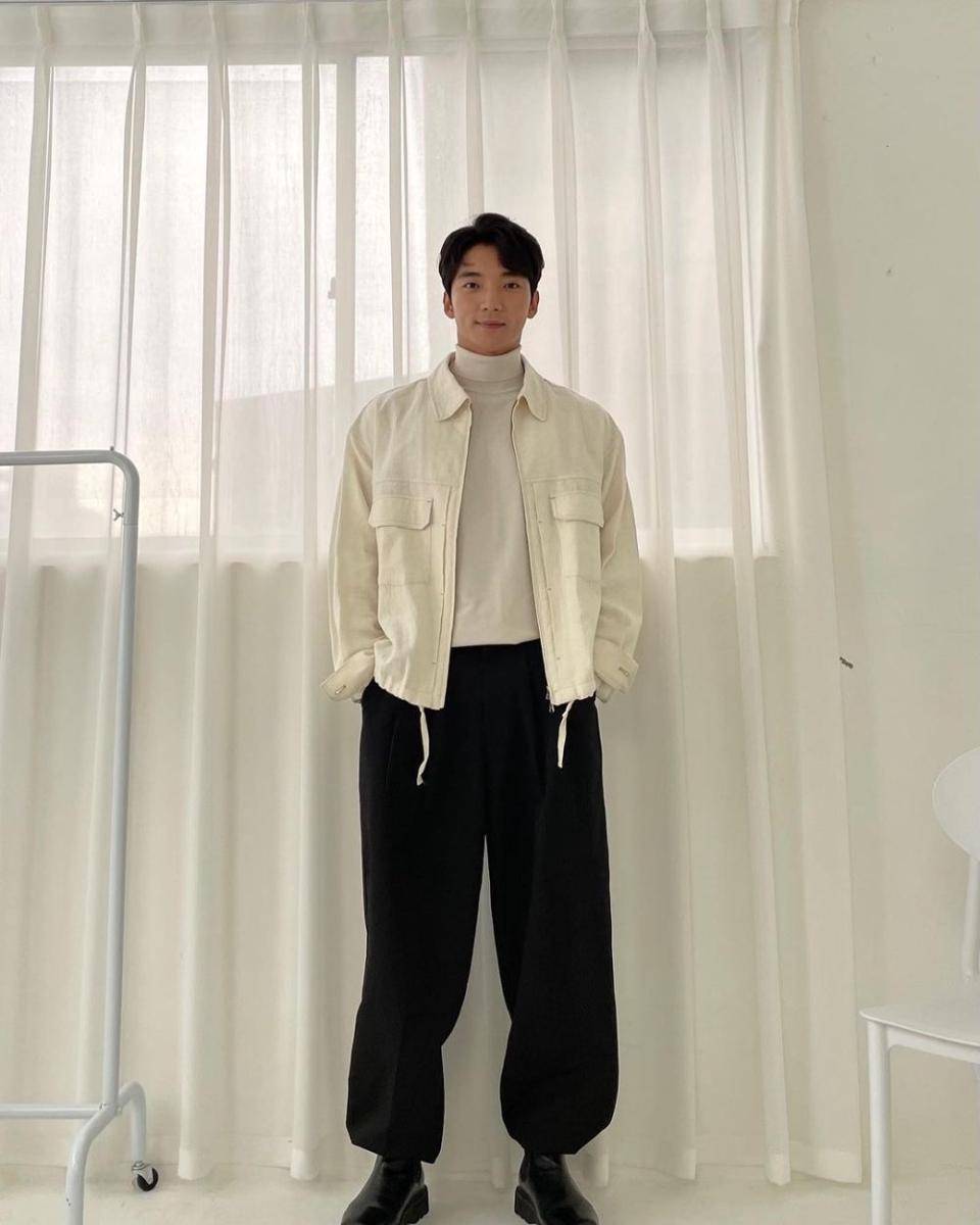 Hwang Hee (Instagram.com/hwanghee1018)