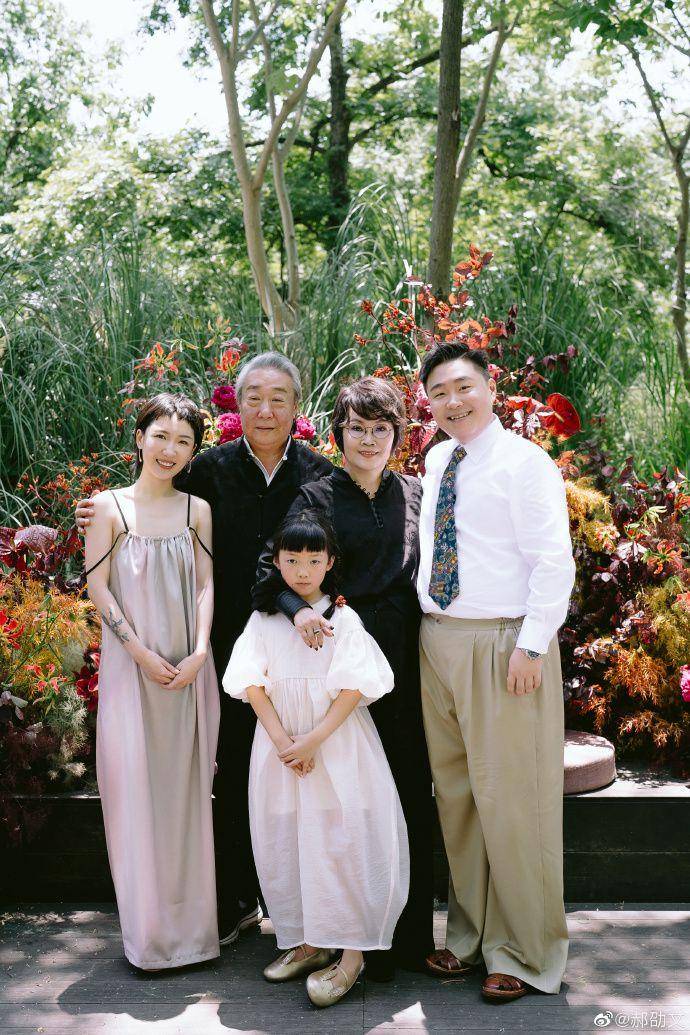 Pernikahan Steven Hao, pemeran Boboho (Weibo.com/郝劭文)