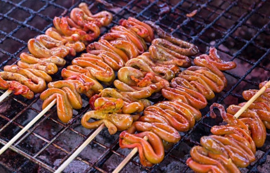 5 Cara Mudah Mengolah Usus Ayam, biar Gak Bau Amis!