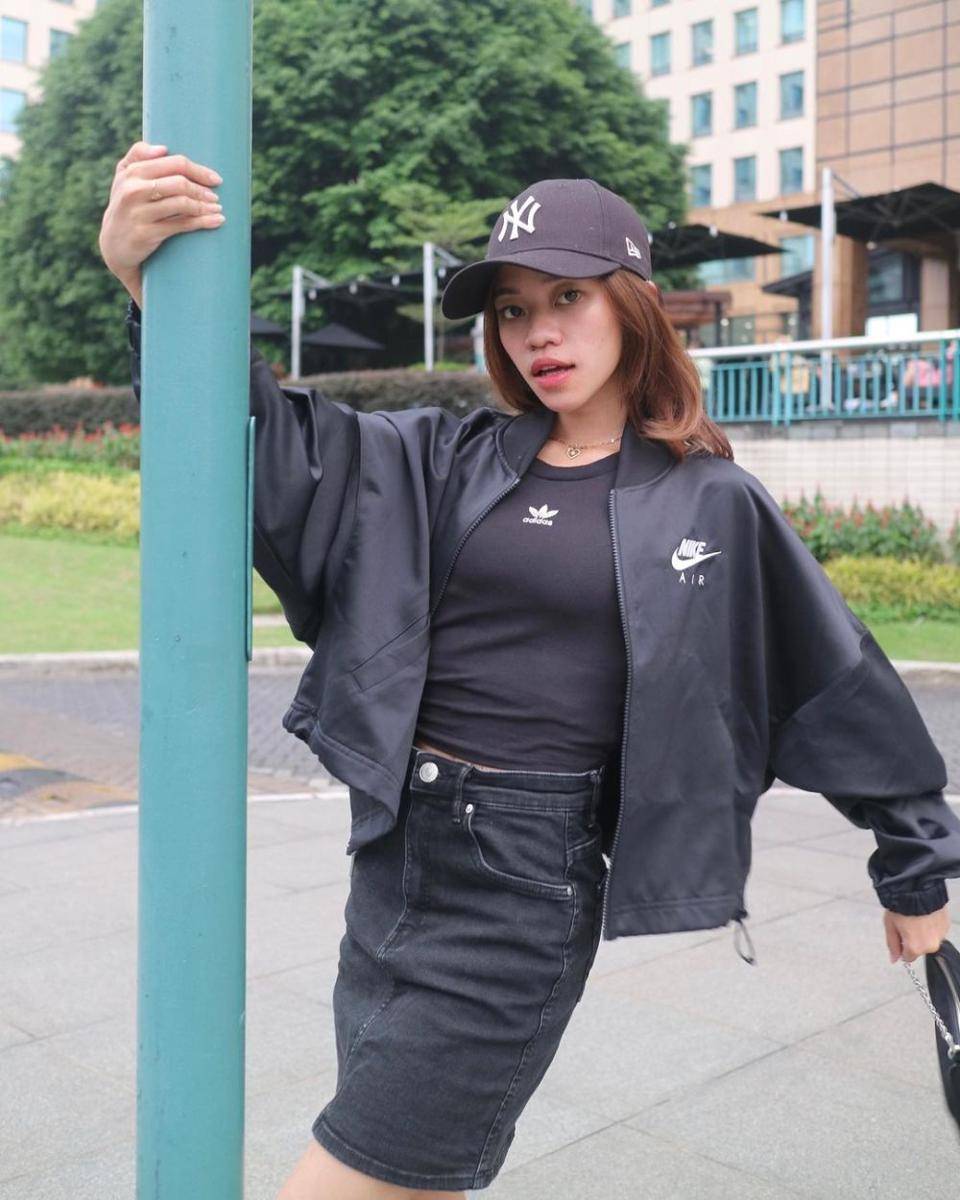 referensi outfit hangout ala Ummi Quary (instagram.com/ummi_quary)