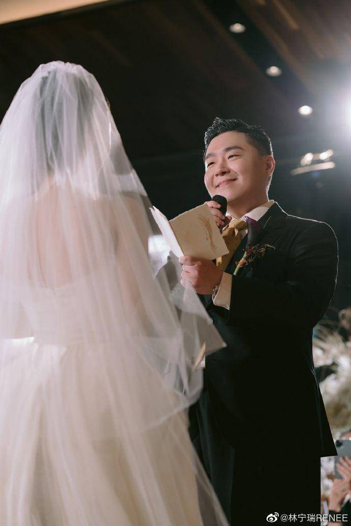 Pernikahan Steven Hao, pemeran Boboho (Weibo.com/郝劭文)
