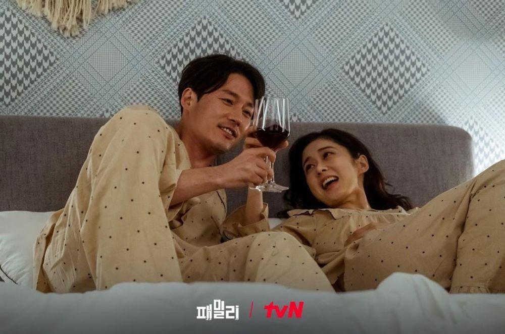 Jang Hyuk dan Jang Na Ra di drama Family: The Unbreakable Bond (instagram.com/tvn_drama)