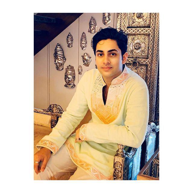 Agastya Nanda (instagram.com/shwetabachchan)
