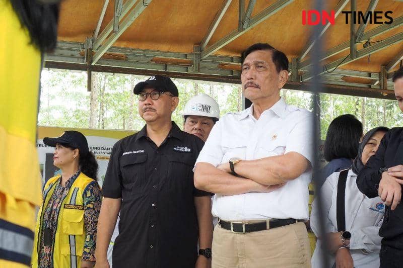 Ketua Satgasus Luhut Binsar Pandjaitan bersama Kepala OIKN Bambang Bambang Susantono. Foto Tim Komunikasi OIKN (IDN Times/Ervan)