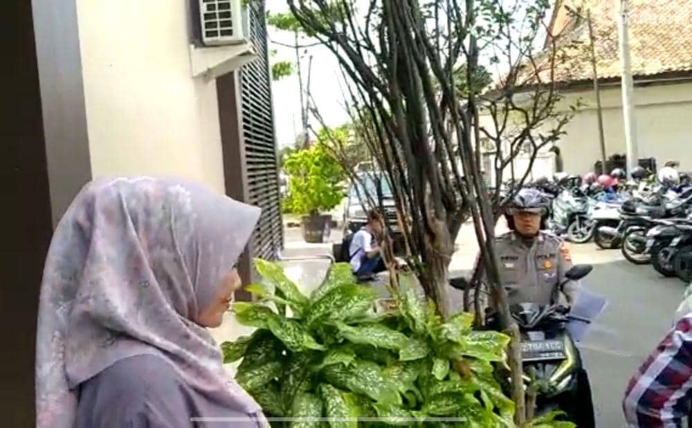 Heboh Kasus Tipu Gelap, Istri Bupati Lamsel Penuhi Panggilan Polisi