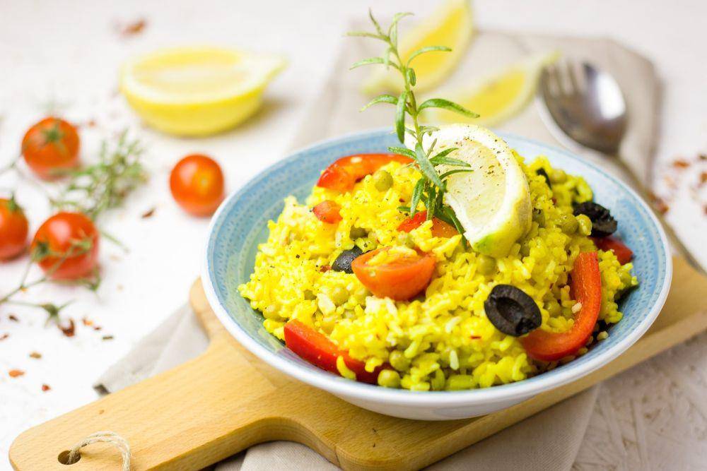 Ilustrasi nasi kuning khas Banjar (pixabay.com/Einladung_zum_Essen)