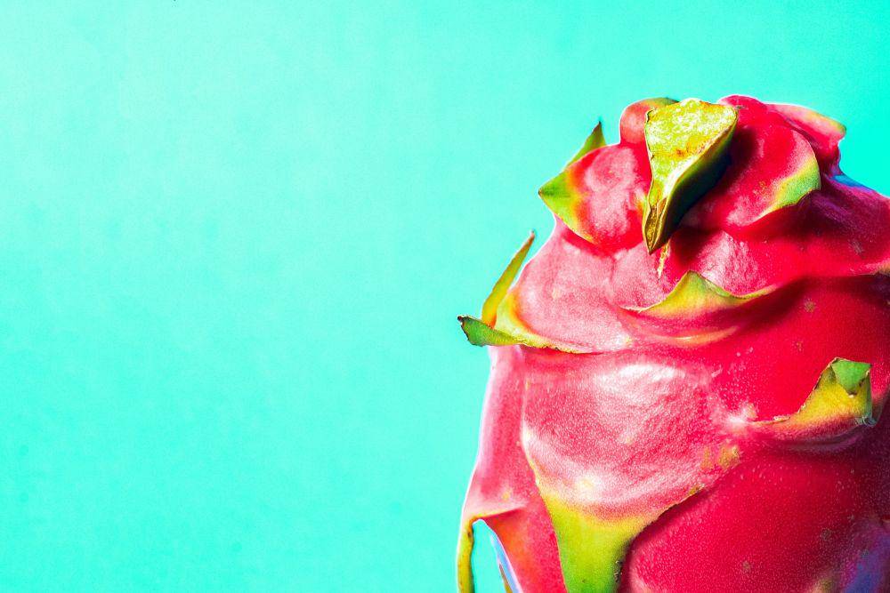 ilustrasi buah naga (unsplash.com/@sholt680)
