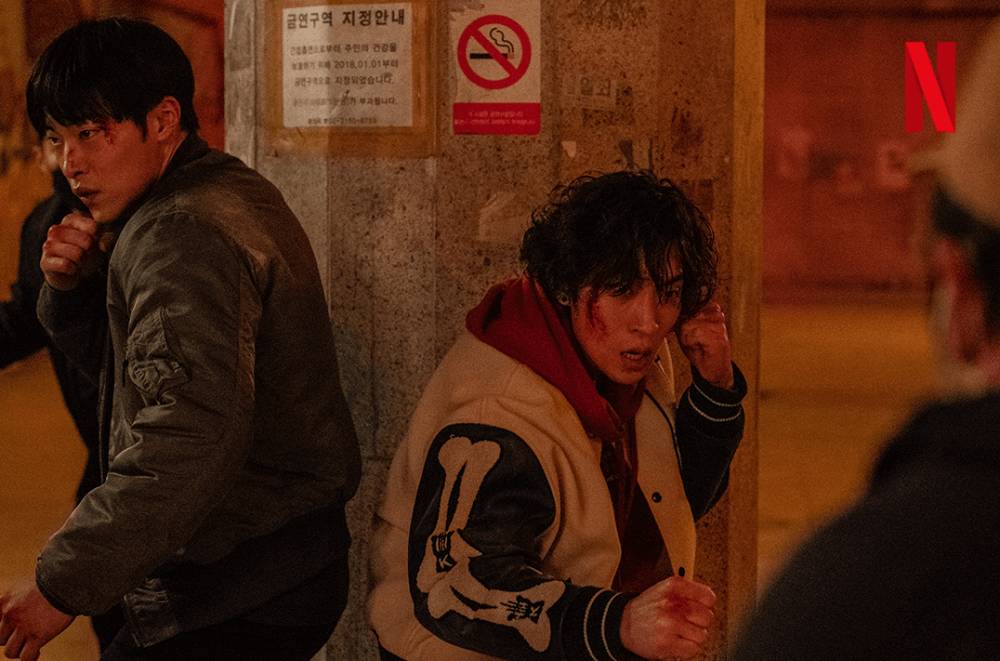 still cut serial Bloodhounds (instagram.com/netflixkr)