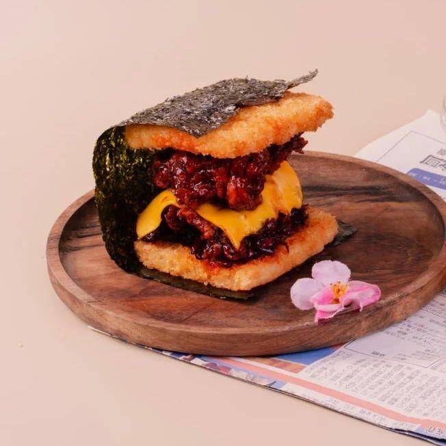 Menu burger di Burgushi (Instagram.com/burgushi.id)