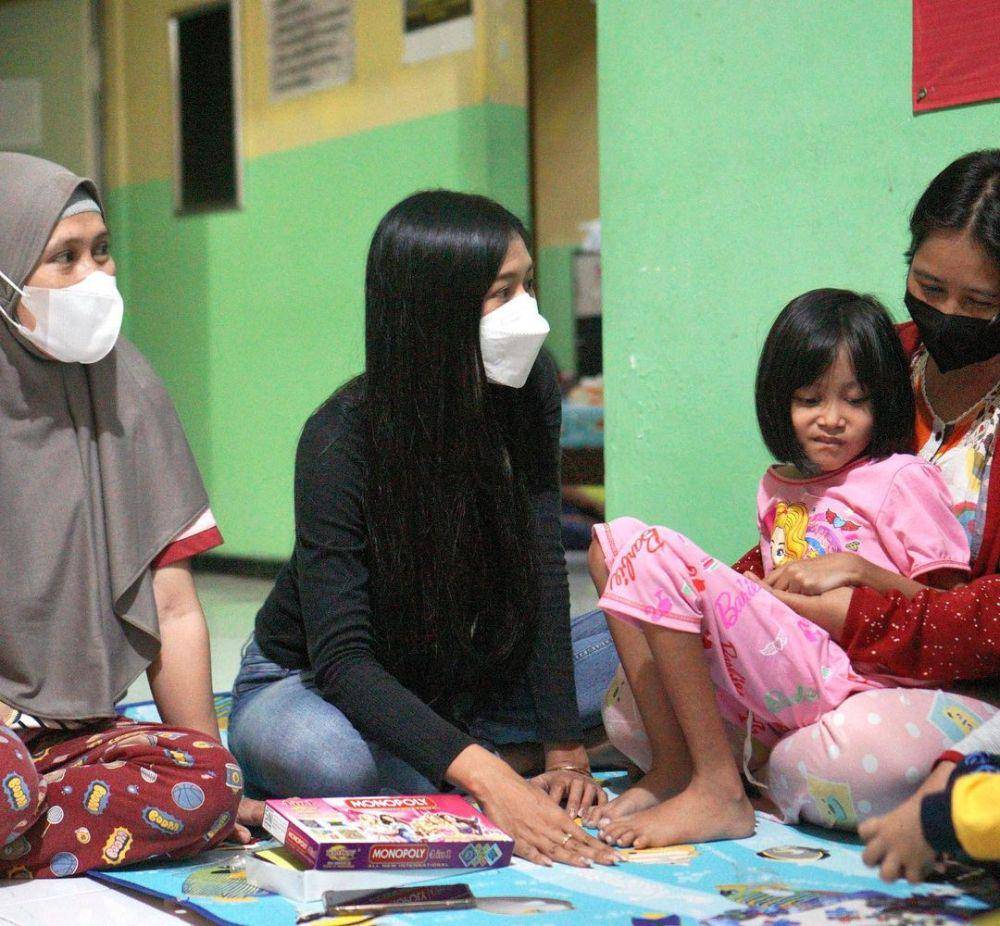 potret Erina Gudono di acara sosial (instagram.com/erinagudono)