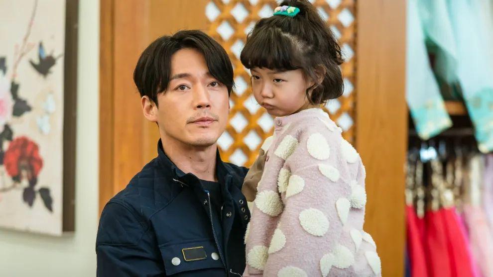 7 Potret Shin Su A, Anak Jang Hyuk di Family: The Unbreakable Bond