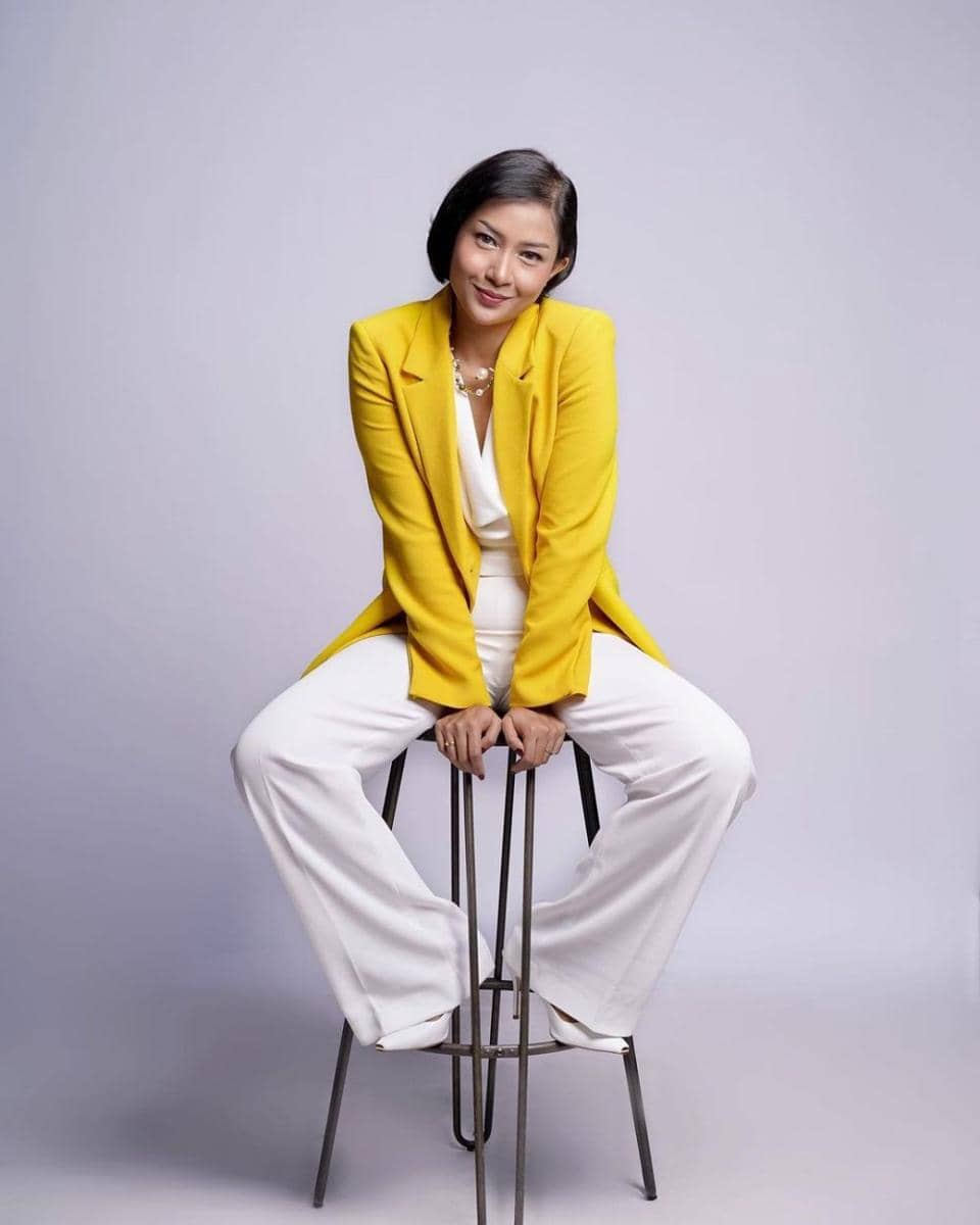 Office look ala Shahnaz Soehartono (instagram.com/Shahnaz_soehartono)