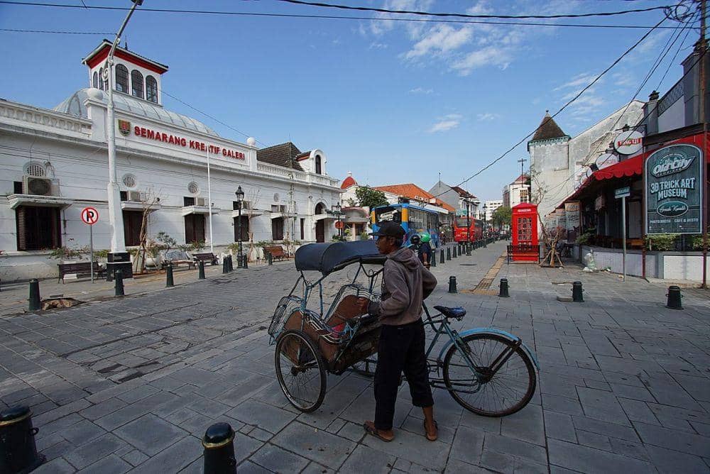 ilustrasi Kota Lama Semarang (wikimedia.org/Ivuvisual)