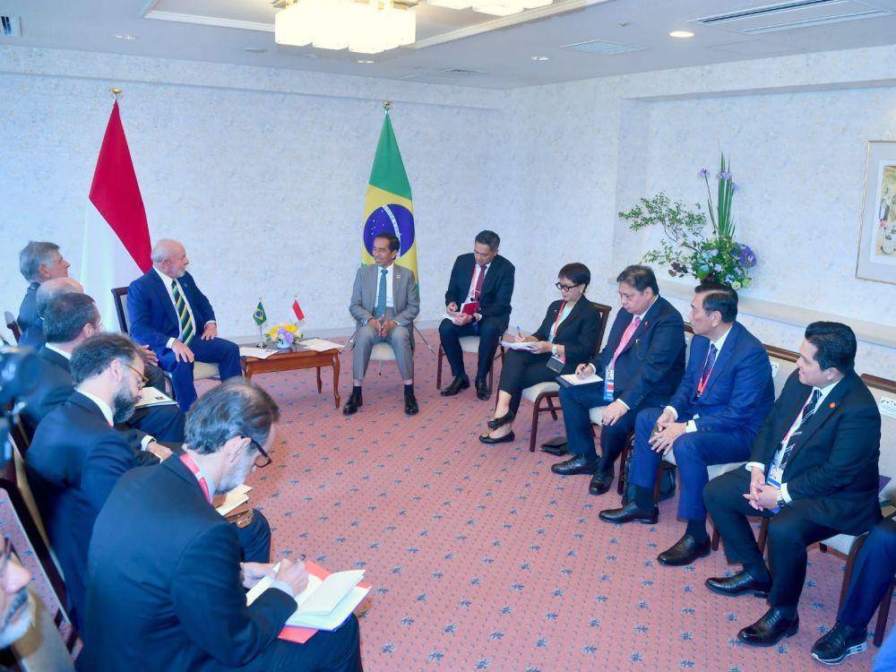 Presiden RI Joko Widodo dan Presiden Brasil Lula da Silva. (dok. Setpres RI)