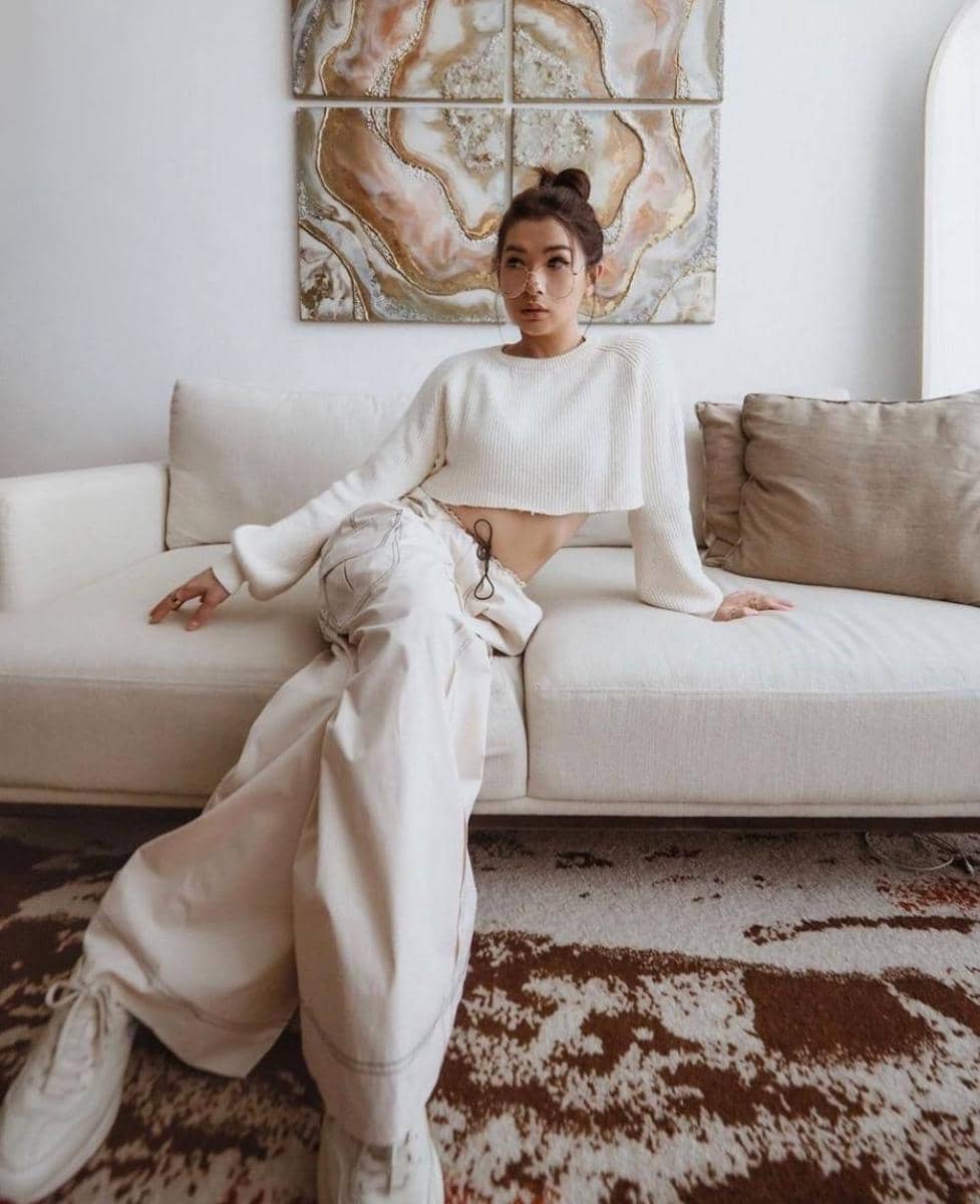 OOTD konser Anastasia Siantar (instagram.com/anazsiantar)
