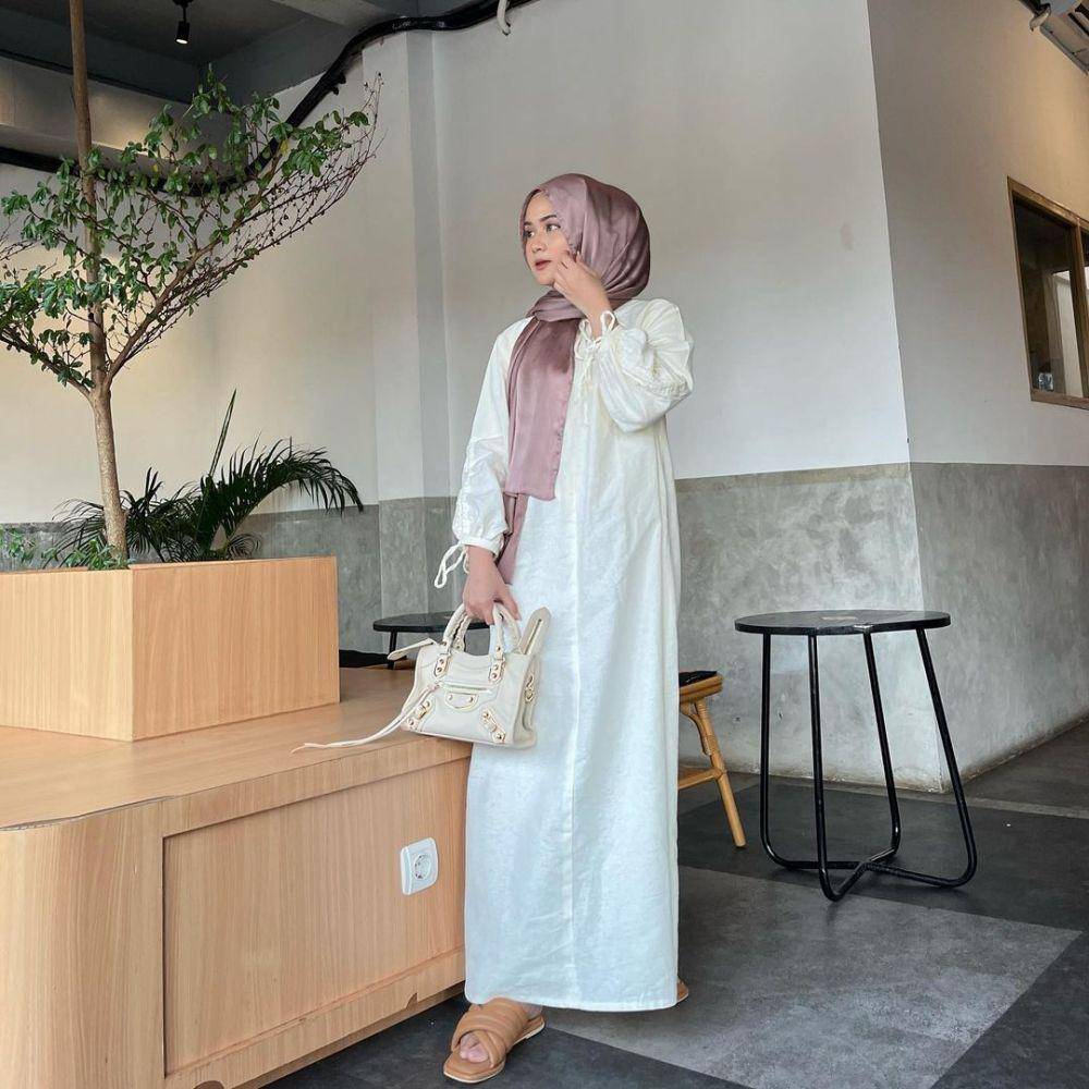 Potret OOTD (Instagram.com/alifhiafitri)