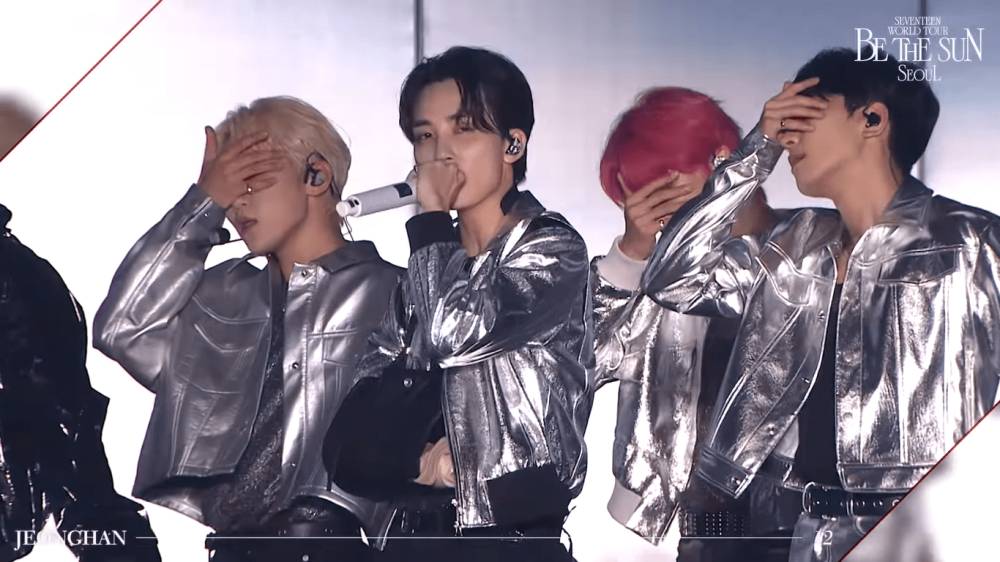 potret Jeonghan SEVENTEEN memakai gips saat world tour (youtube.com/SEVENTEEN)