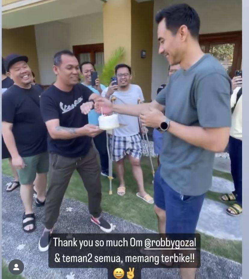 potret ultah Darius Sinathrya ke-38 (instagram.com/darius_sinathrya)