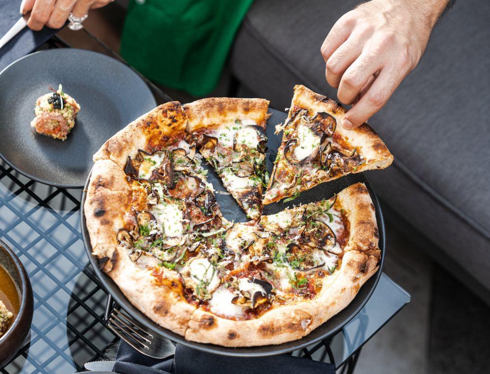 Resep Piza Teflon Isi Daging dan Jamur, Bikinnya Anti Ribet