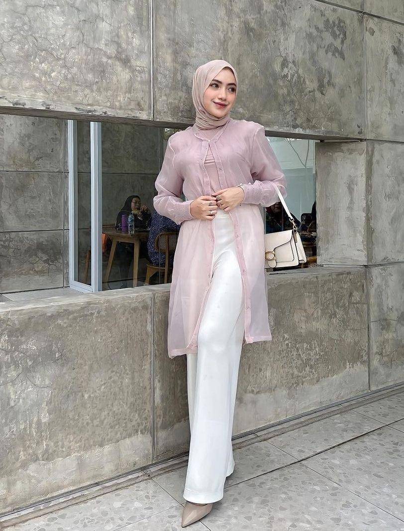 OOTD kondangan hijab (instagram.com/hadizazh)