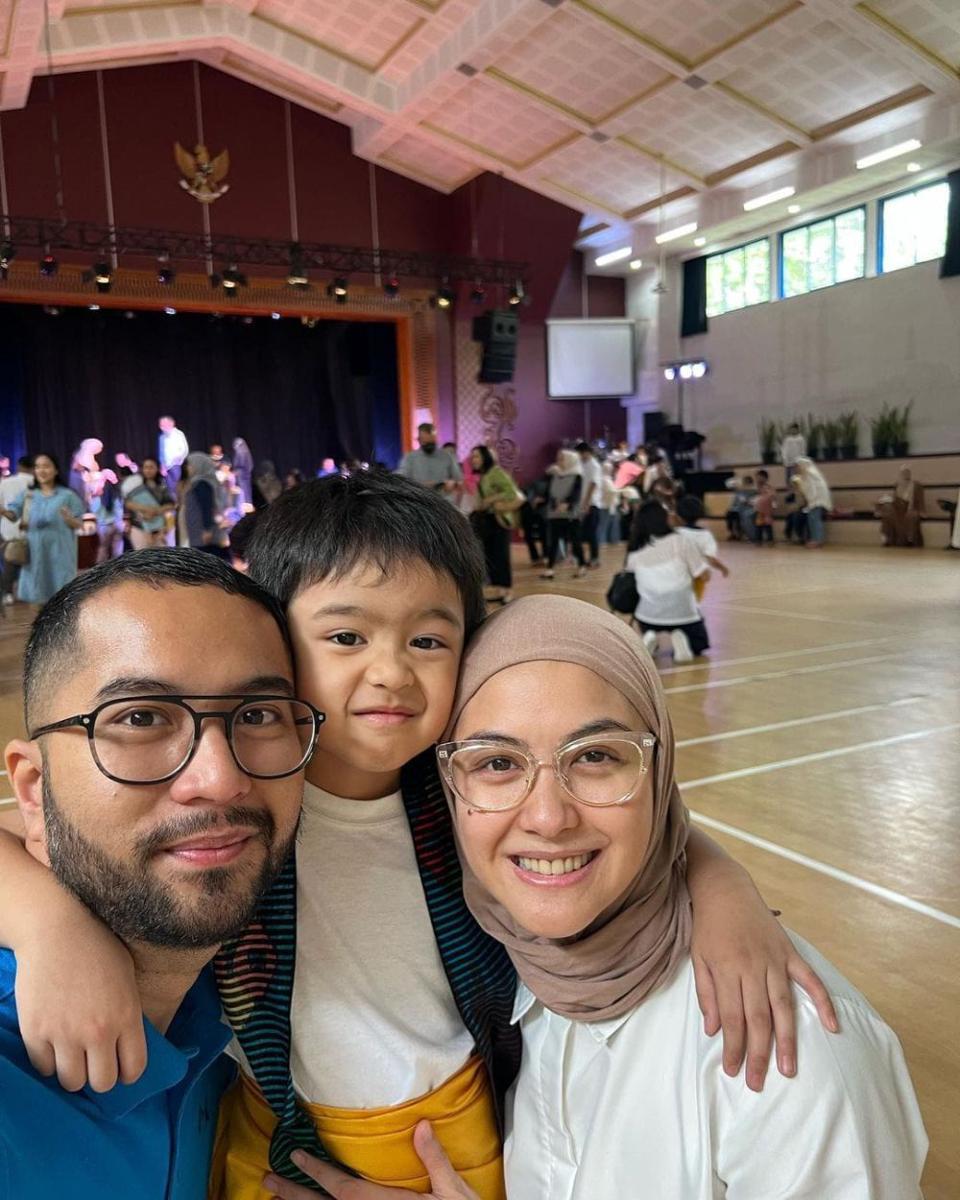 potret kelulusan buah hati Revalina S. Temat (instagram.com/vatemat)