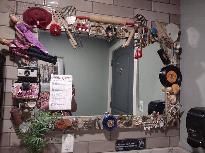 potret karya bakat terpendam yang sebaiknya dipendam (facebook.com/That's it, I'm craft shaming (bad crafts only))