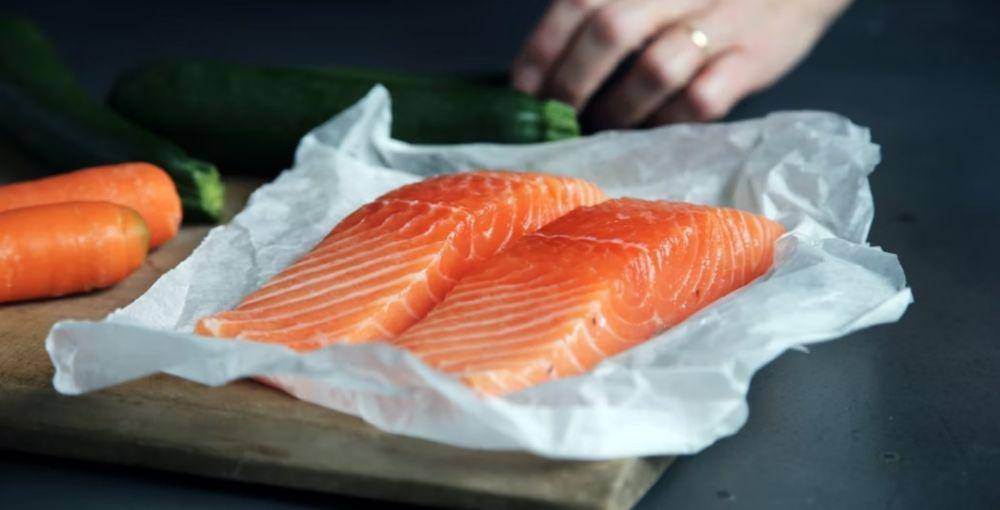 ilustrasi salmon (unsplash.com/CA Creative)