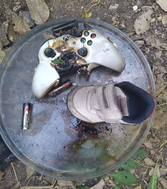 potret barang dimasukkan microwave (reddit.com/deleted)