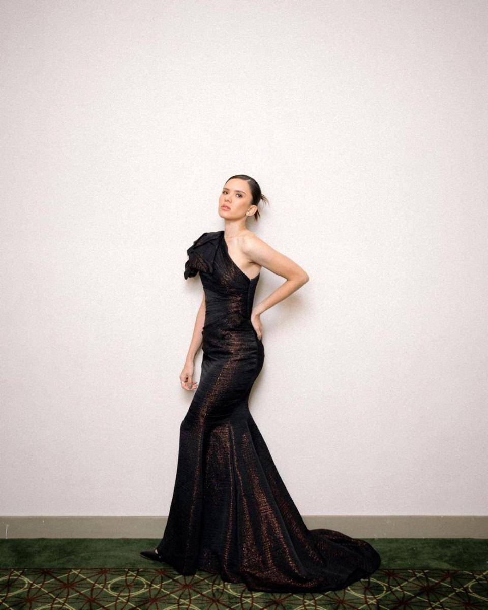 Baju pesta ala Michelle Joan (instagram.com/michellejoan_)