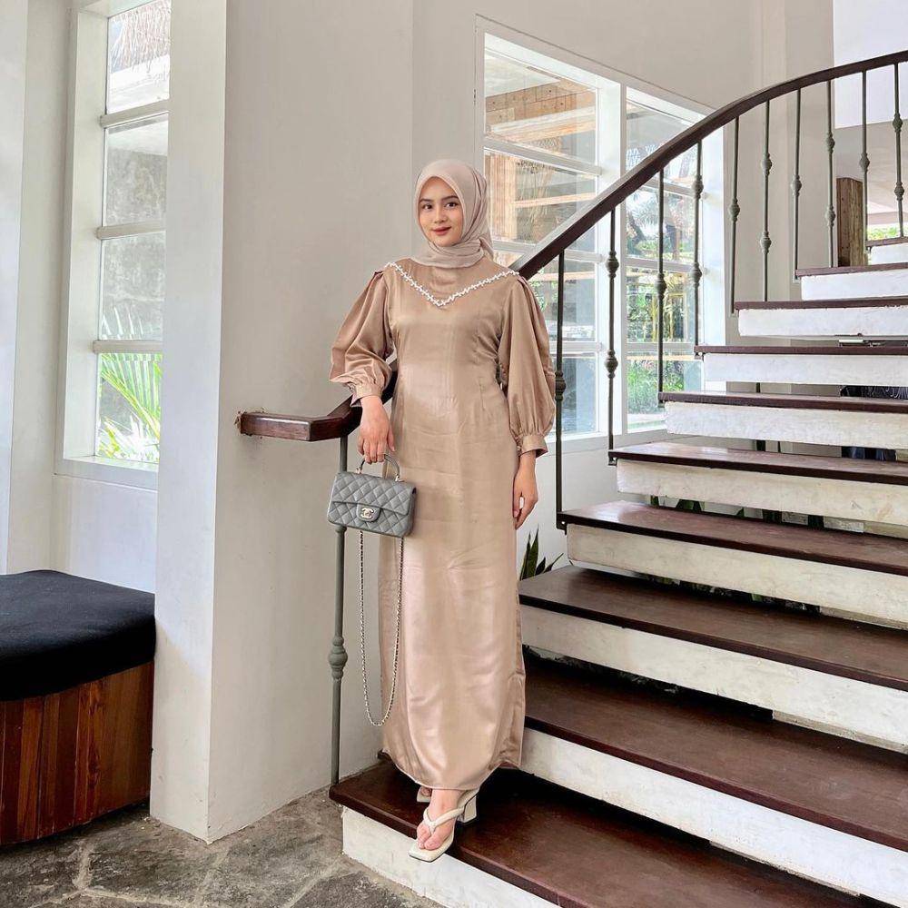 Ide dress kondangan hijab ala Alifhia Fitri (instagram.com/alifhiafitri)