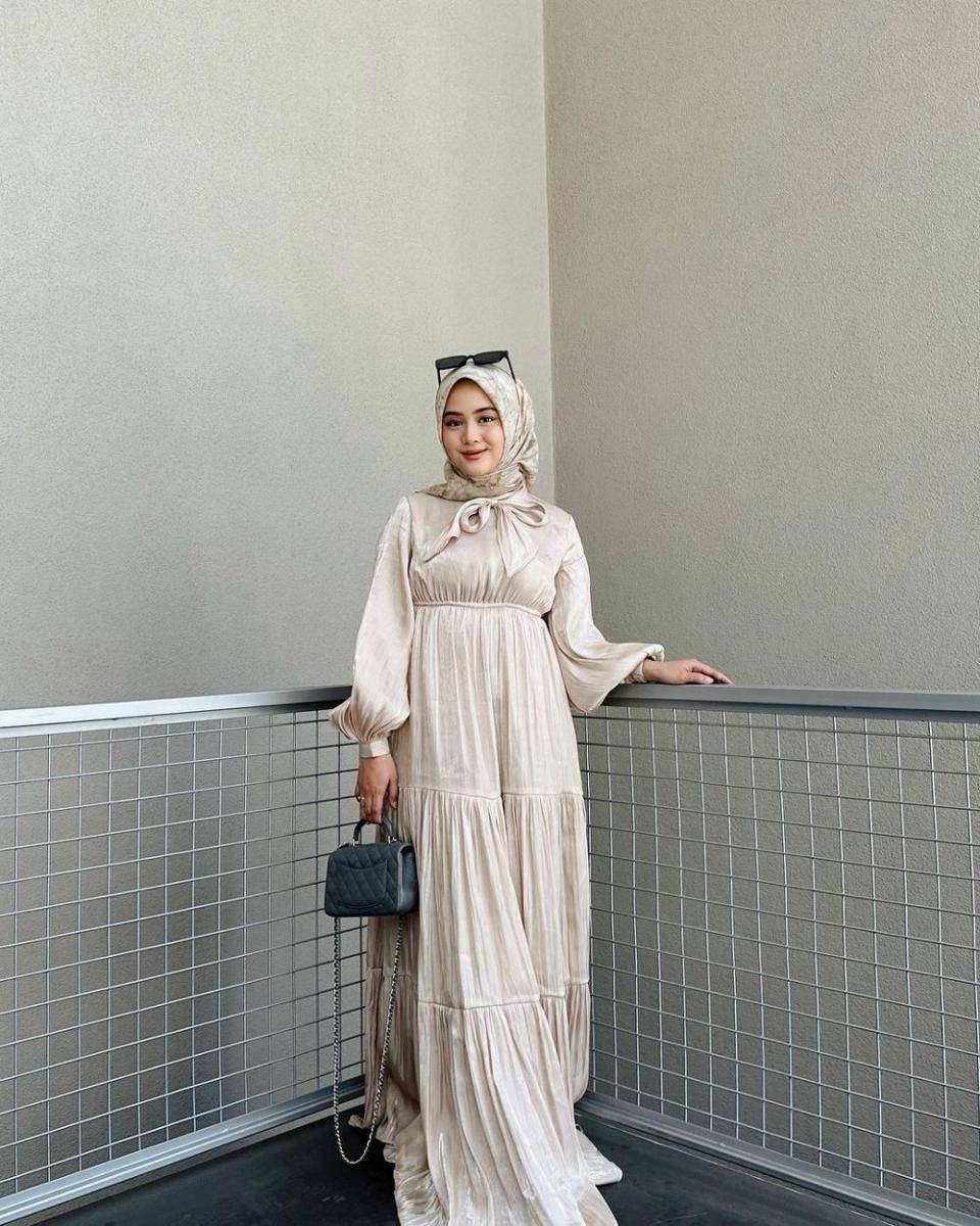 Ide dress kondangan hijab ala Alifhia Fitri (instagram.com/alifhiafitri)