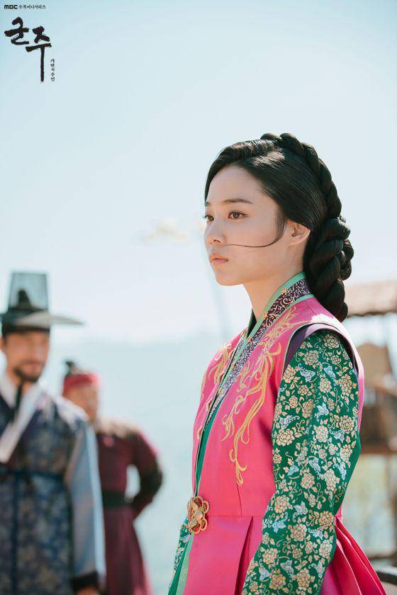 Yoon So Hee di drama The Emperor: Owner of the Mask (dok. MBC/The Emperor: Owner of the Mask)