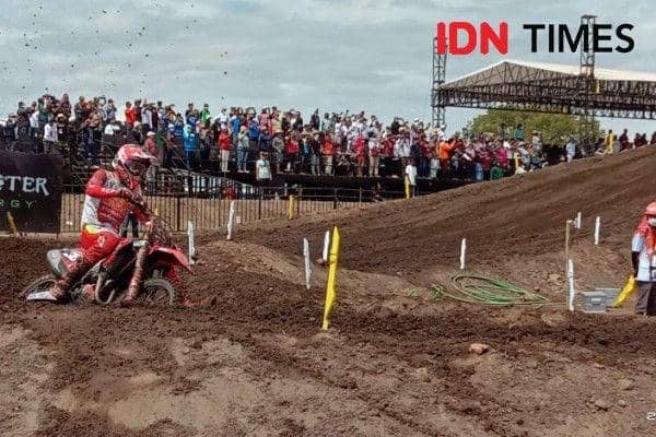 Gelaran MXGP Sumbawa di Sirkuit Samota 2022. (IDN Times/Muhammad Nasir)
