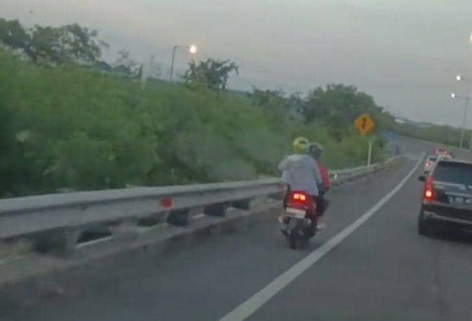 Viral Pemotor Masuk Jalan Tol di Gresik, Diduga karena Google Map