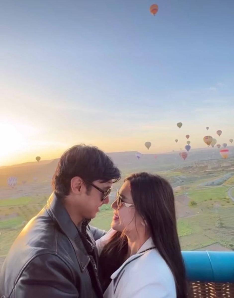 potret liburan Felicya Angelista dan Hito (instagram.com/felicyangelista_)