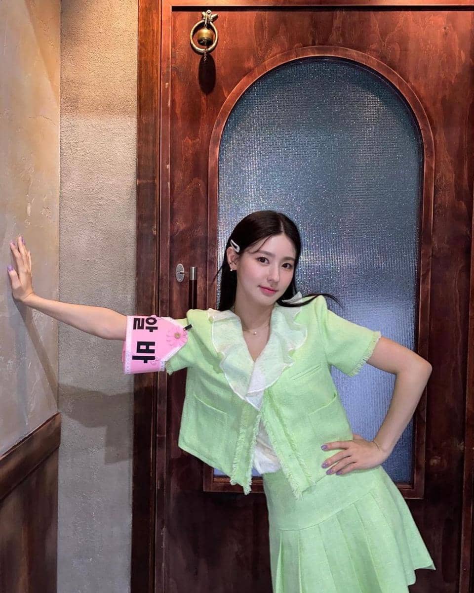 Miyeon (G)I-DLE (instagram.com/noodle.zip)